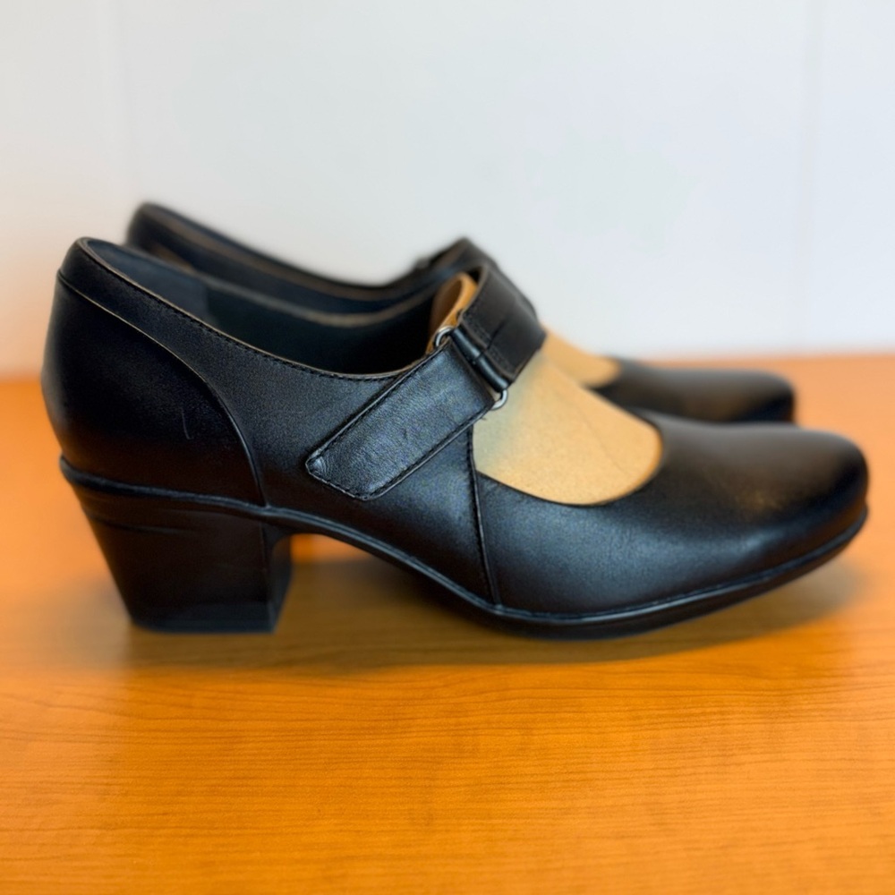 Clarks Artisan Shoes Mary Jane Rosalyn Wren Pumps Womens US/9 EU/40 Excellent ✨ - Picture 2 of 15